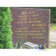 Grafstenen kerkhof Herwen Coll. HKR (336) A.M.Frederiks -Beijkirch & W.Frederiks